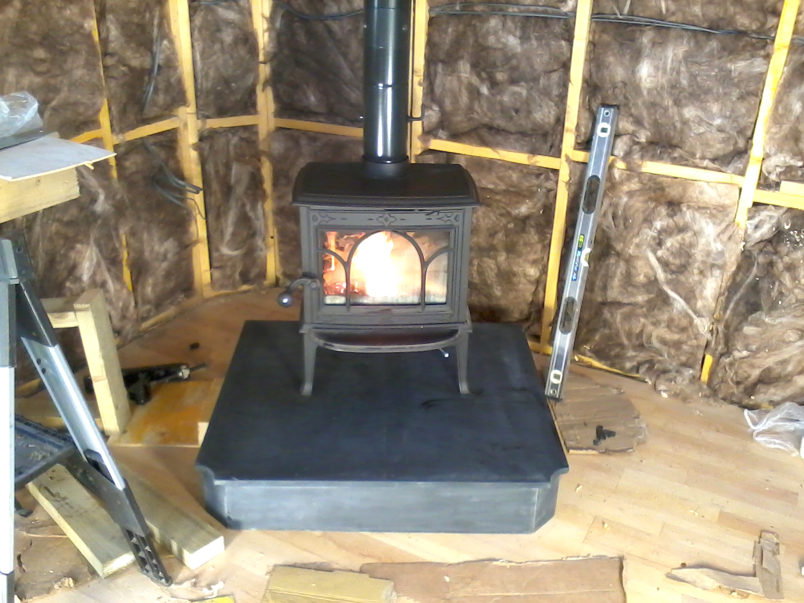 The fire lit today for the first time. Unfortunately, we had to have the windows open to vent the place so ironically was colder with the stove on!